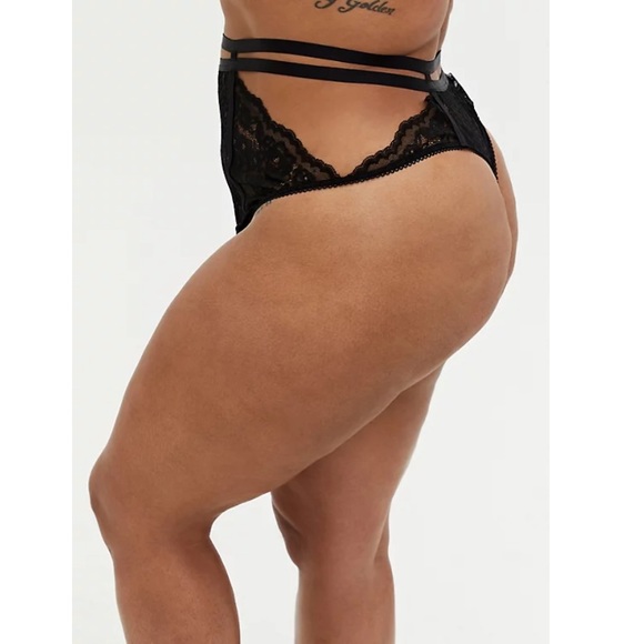 NWT TORRID 2 PAIR! Black and red high waist cut out thong panties - Picture 9 of 11
